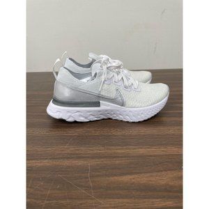Nike Women's React Infinity Run - Size 6.5